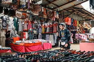 BIB: 
                            <button type="button" onclick="openModal(25557248)" class="btn btn-primary btn-sm float-right btn-popup" data-toggle="modal" data-target=".modal-high-quality">
                        <i class="fas fa-shopping-cart"></i> Add to Cart
                    </button>
                                            <button type="button" onclick="isThisMe(25557248, true)" class="btn btn-success btn-sm float-right btn-popup btn-isme hidden" data-toggle="tooltip" data-placement="bottom" title="นี่คือรูปของคุณใช่ไหม คลิกที่นี่เพื่อเอาเข้าอัลบั้ม">
                        <i class="fas fa-plus"></i> Add to album
                    </button>
                    <button type="button" onclick="isThisMe(25557248, false)" class="btn btn-warning btn-sm float-right btn-popup btn-isnotme hidden">
                        <i class="fas fa-ban"></i> Remove from album
                    </button>